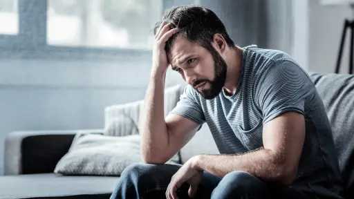 الاكتئاب في حياة الرجل المتزوج:...