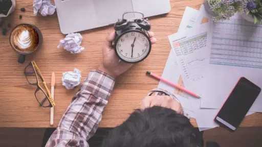 7 عادات للعمل العميق تعزز...