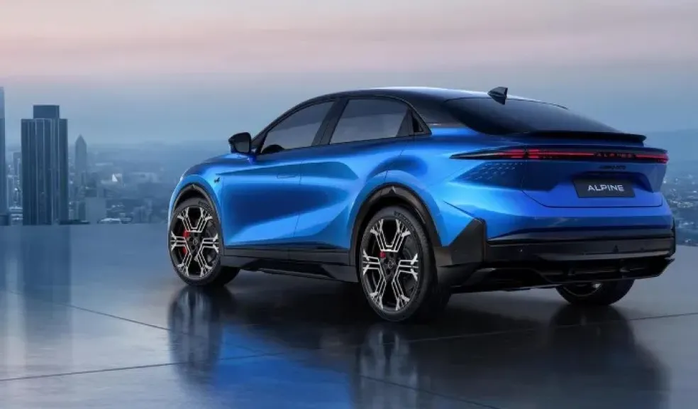 Alpine A390